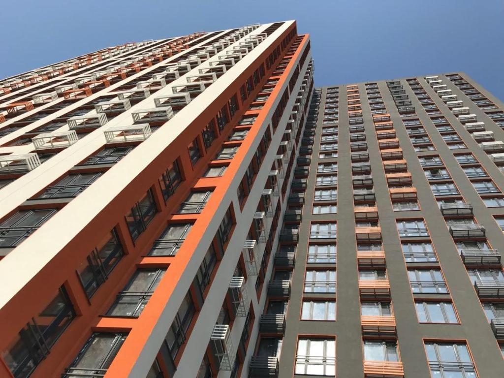 Luxury Apartment Near Metro Station Osokorky Киев Екстериор снимка