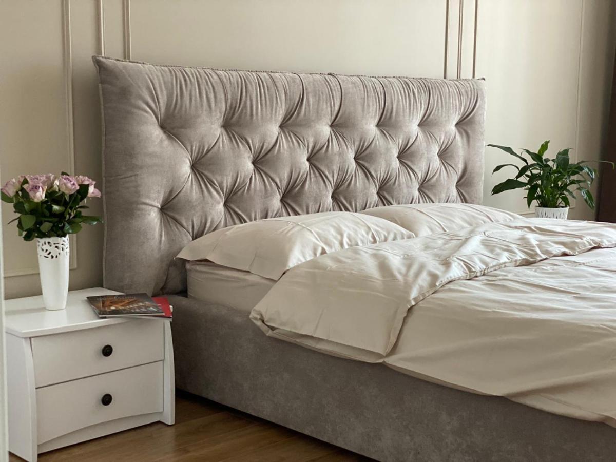Luxury Apartment Near Metro Station Osokorky Киев Екстериор снимка